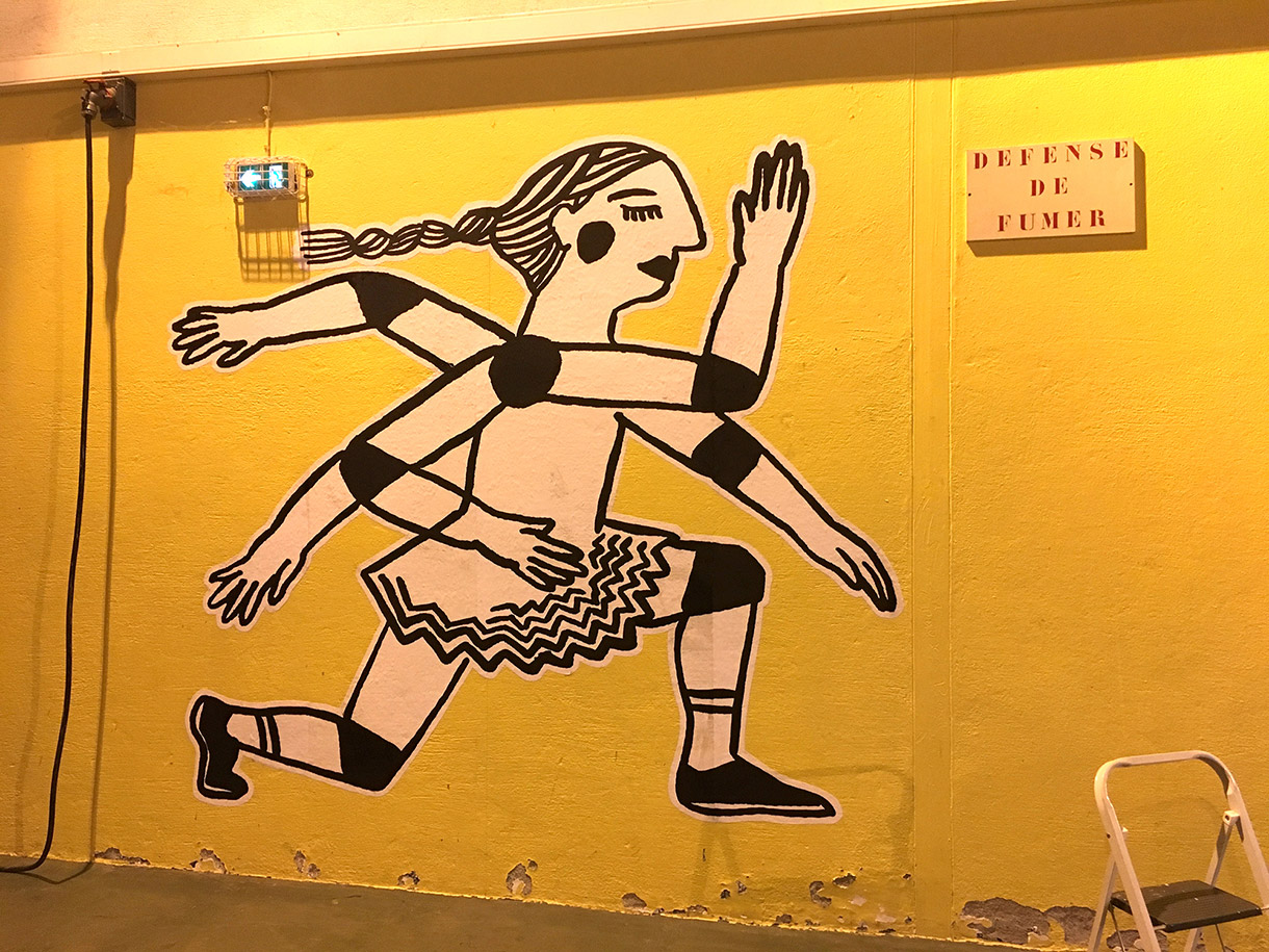 © magali bardos dessin mural grand personnage scénographie gouache noir spectacle mouvement danseur motif